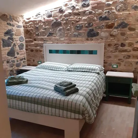 Bernasconi Lägenhet Castel Viscardo